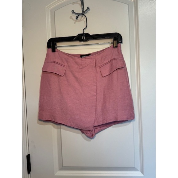 Express Pants - EXPRESS Pink Textured Wrap Skirt Shorts Womens Size 6